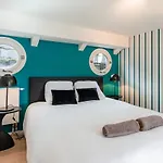 Úszó hotel Peniche De Prestige A Avec Vue Sur La Citadelle - A L'abordage - By Voyages Copine *