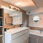 Peniche De Prestige A Avec Vue Sur La Citadelle - A L'abordage - By Voyages Copine * נמור