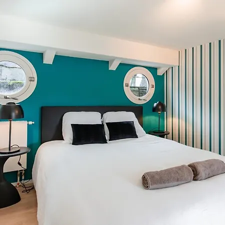 船屋 Peniche De Prestige A Avec Vue Sur La Citadelle - A L'abordage - By Voyages Copine *