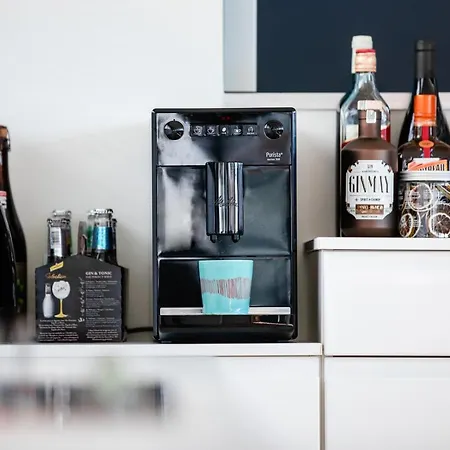 Peniche De Prestige A Avec Vue Sur La Citadelle - A L'abordage - By Voyages Copine