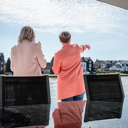 Peniche De Prestige A Avec Vue Sur La Citadelle - A L'abordage - By Voyages Copine Namur