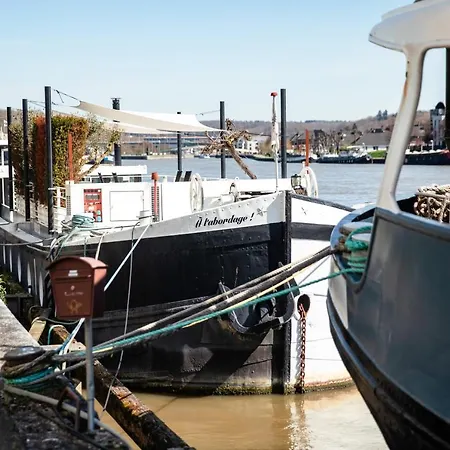 Botel Peniche De Prestige A Avec Vue Sur La Citadelle - A L'abordage - By Voyages Copine