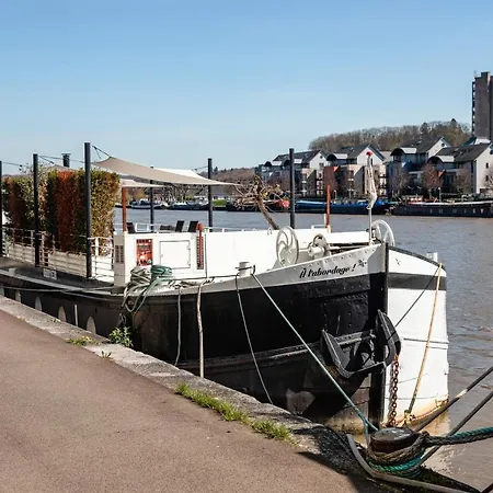 Botel Peniche De Prestige A Avec Vue Sur La Citadelle - A L'abordage - By Voyages Copine