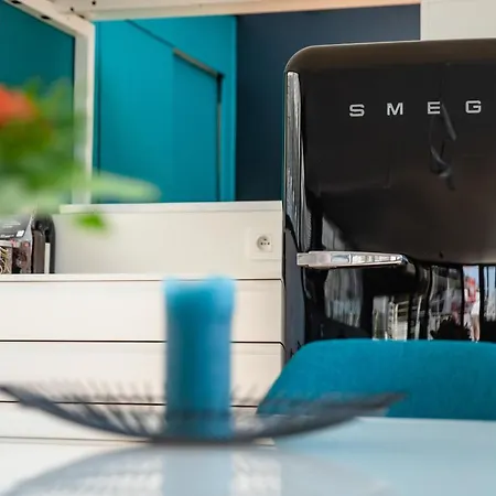 Peniche De Prestige A Avec Vue Sur La Citadelle - A L'abordage - By Voyages Copine Botel Namen