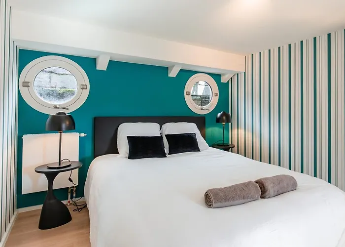 Bådhotel Peniche De Prestige A Avec Vue Sur La Citadelle - A L'abordage - By Voyages Copine *