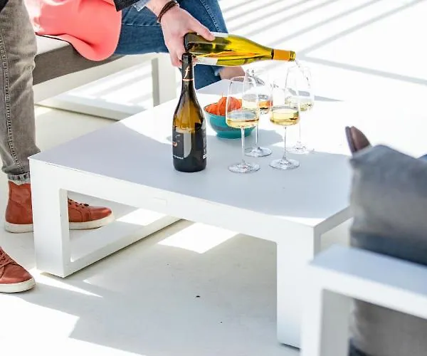 Peniche De Prestige A Avec Vue Sur La Citadelle - A L'abordage - By Voyages Copine *