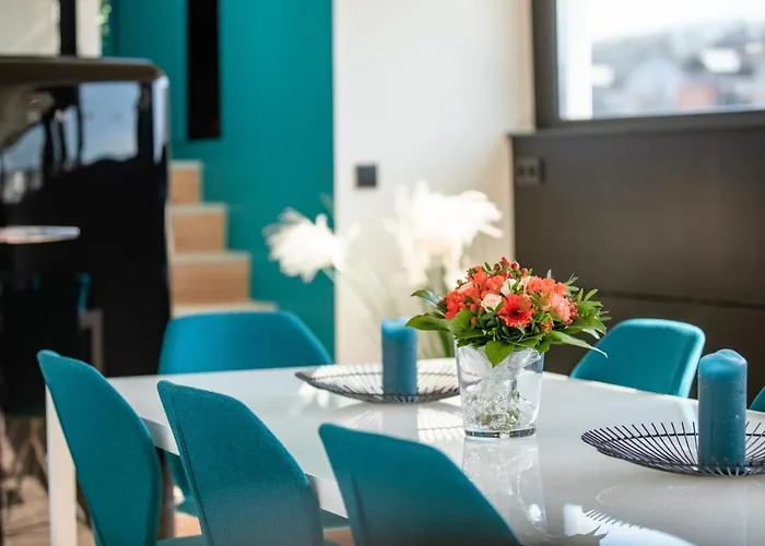 Peniche De Prestige A Avec Vue Sur La Citadelle - A L'abordage - By Voyages Copine * 那慕尔