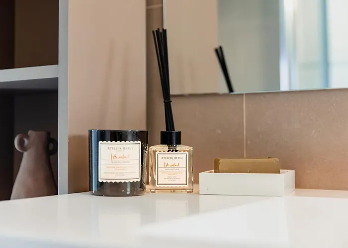 Peniche De Prestige A Avec Vue Sur La Citadelle - A L'abordage - By Voyages Copine Tekne