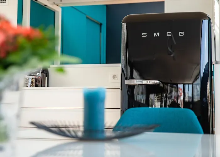 Peniche De Prestige A Avec Vue Sur La Citadelle - A L'abordage - By Voyages Copine Bådhotel Namur