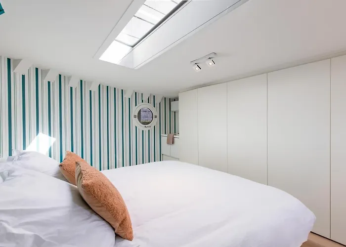 Peniche De Prestige A Avec Vue Sur La Citadelle - A L'abordage - By Voyages Copine Bådhotel Namur