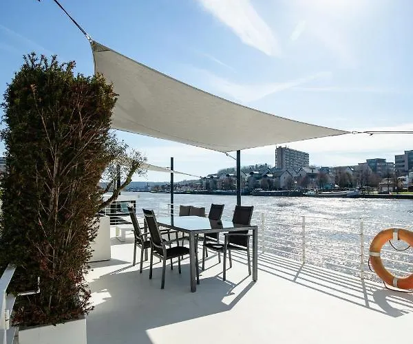 Peniche De Prestige A Avec Vue Sur La Citadelle - A L'abordage - By Voyages Copine 船屋 *